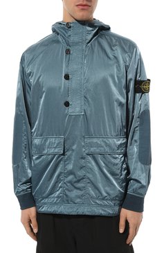 Мужская анорак STONE ISLAND бирюзового цвета, арт. 751560921 | Фото 3 (Материал внешний: Синтетический материал; Длина (верхняя одежда): Короткие; Кросс-КТ: Куртка, Ветровки, Легкие; Стили: Кэжуэл; Рукава: Длинные)
