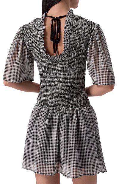 Платье GANNI черно-белого цвета по цене 41200 руб., арт. W0034/6813, фото 4 Платье GANNI, арт. W0034/6813, фото 4