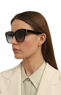 Женские солнцезащитные очки SAINT LAURENT черного цвета, арт. SL M107 002 | Фото 2 (Региональные ограничения белый список (Axapta Mercury): Не проставлено; Нос: Не проставлено; Материал: Пластик; Тип очков: С/з; Оптика Гендер: оптика-женское; Очки форма: Круглые)