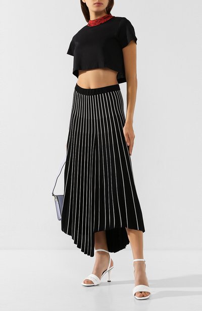 Укороченная футболка MRZ черного цвета по цене 27450 руб., арт. S20-0243, фото 2 Укороченная футболка MRZ, арт. S20-0243, фото 2