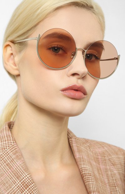 Солнцезащитные очки LINDA FARROW золотого цвета по цене 86900 руб., арт. LFL1006C5 SUN, фото 2 Солнцезащитные очки LINDA FARROW, арт. LFL1006C5 SUN, фото 2