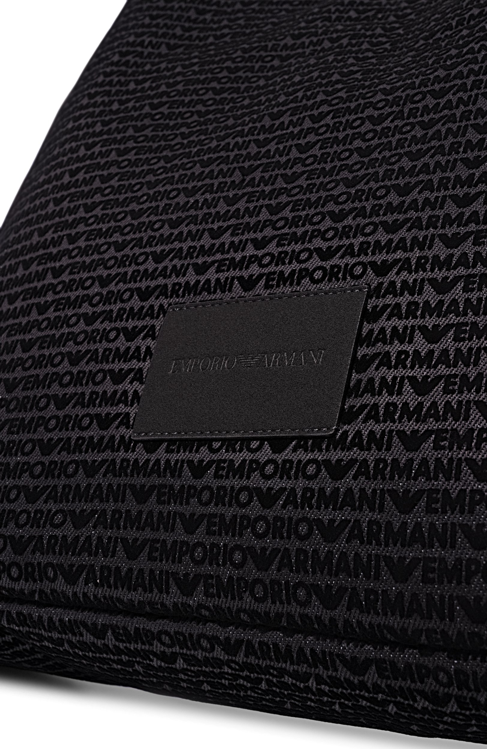 Сумка-шопер EMPORIO ARMANI черного цвета по цене 35350 руб., арт. EM007532/AF27786, фото 5 Сумка-шопер EMPORIO ARMANI, арт. EM007532/AF27786, фото 5