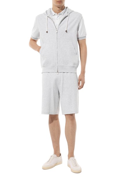 Хлопковый жилет BRUNELLO CUCINELLI светло-серого цвета по цене 84750 руб., арт. M0T35B2281, фото 2 Хлопковый жилет BRUNELLO CUCINELLI, арт. M0T35B2281, фото 2