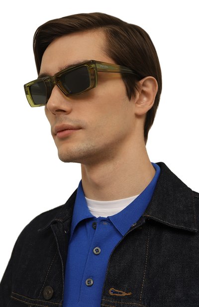 Солнцезащитные очки PRADA зеленого цвета по цене 43000 руб., арт. SPR24Y-E19B-F05S0-055, фото 2 Солнцезащитные очки PRADA, арт. SPR24Y-E19B-F05S0-055, фото 2