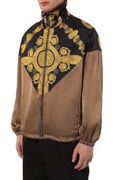 Мужской бомбер из вискозы VERSACE разноцветного цвета, арт. 1009370/1A06824 | Фото 3 (Рукава: Длинные; Кросс-КТ: бомбер; Принт: С принтом; Материал сплава: Проставлено; Материал подклада: Синтетический материал; Материал внешний: Вискоза; Драгоценные камни: Проставлено; Длина (верхняя одежда): Короткие; Стили: Кэжуэл)