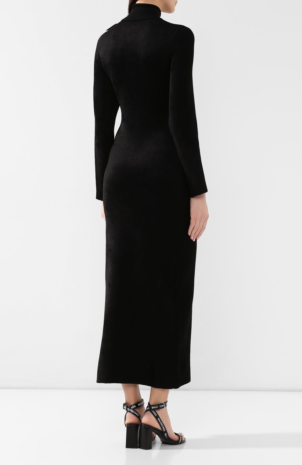 Платье BALENCIAGA черного цвета по цене 180500 руб., арт. 570829/T5111, фото 4 Платье BALENCIAGA, арт. 570829/T5111, фото 4