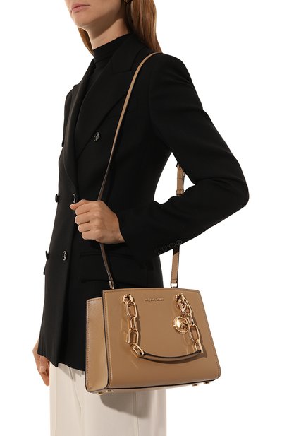 Сумка cynthia small MICHAEL MICHAEL KORS бежевого цвета по цене 41900 руб., арт. 30S4GCYS1T, фото 2 Сумка cynthia small MICHAEL MICHAEL KORS, арт. 30S4GCYS1T, фото 2