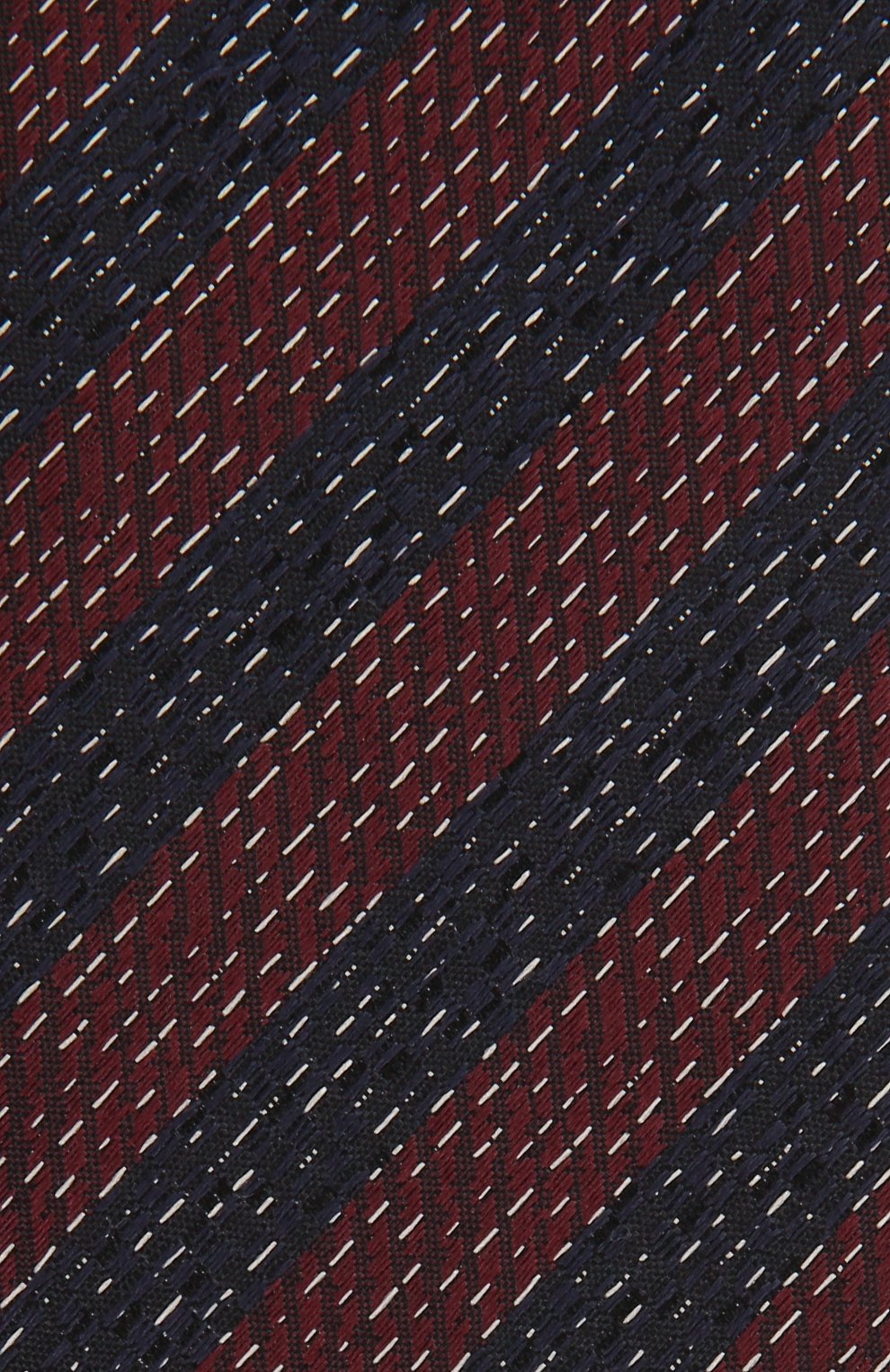 Шелковый галстук ZEGNA бордового цвета по цене 21400 руб., арт. Z2D25T/1UM, фото 4 Шелковый галстук ZEGNA, арт. Z2D25T/1UM, фото 4