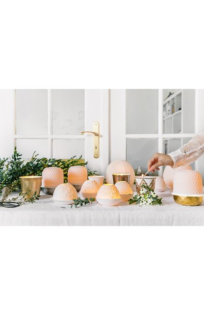 Подсвечник daisies BERNARDAUD белого цвета по цене 11450 руб., арт. 2127/6555, фото 3 Подсвечник daisies BERNARDAUD, арт. 2127/6555, фото 3