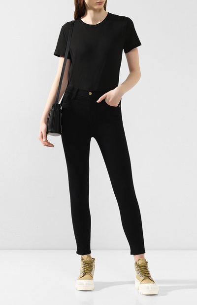 Хлопковая футболка TOM FORD черного цвета по цене 49950 руб., арт. TSJ259-FAX262, фото 2 Хлопковая футболка TOM FORD, арт. TSJ259-FAX262, фото 2