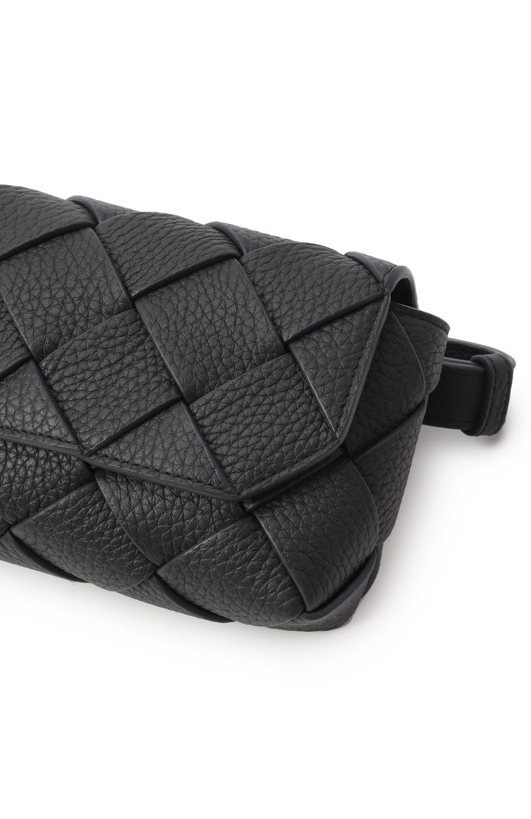 Мужская поясная сумка diago BOTTEGA VENETA серого цвета, арт. 805773 V4FV1 | Фото 3 (Ремень/цепочка: На ремешке; Материал: Натуральная кожа; Размер: mini; Стили: Классический; Случай: Повседневный)
