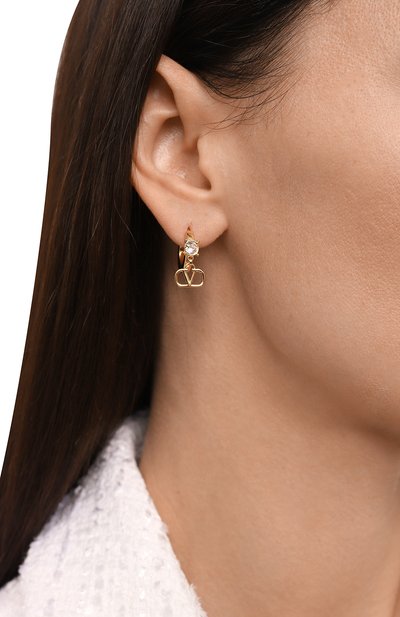 Серьги VALENTINO золотого цвета по цене 42050 руб., арт. 3W2J0T53/YCW, фото 2 Серьги VALENTINO, арт. 3W2J0T53/YCW, фото 2