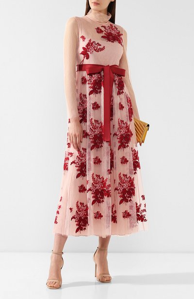 Платье с поясом REDVALENTINO розового цвета по цене 86500 руб., арт. SR0VA03Z/4KM, фото 2 Платье с поясом REDVALENTINO, арт. SR0VA03Z/4KM, фото 2