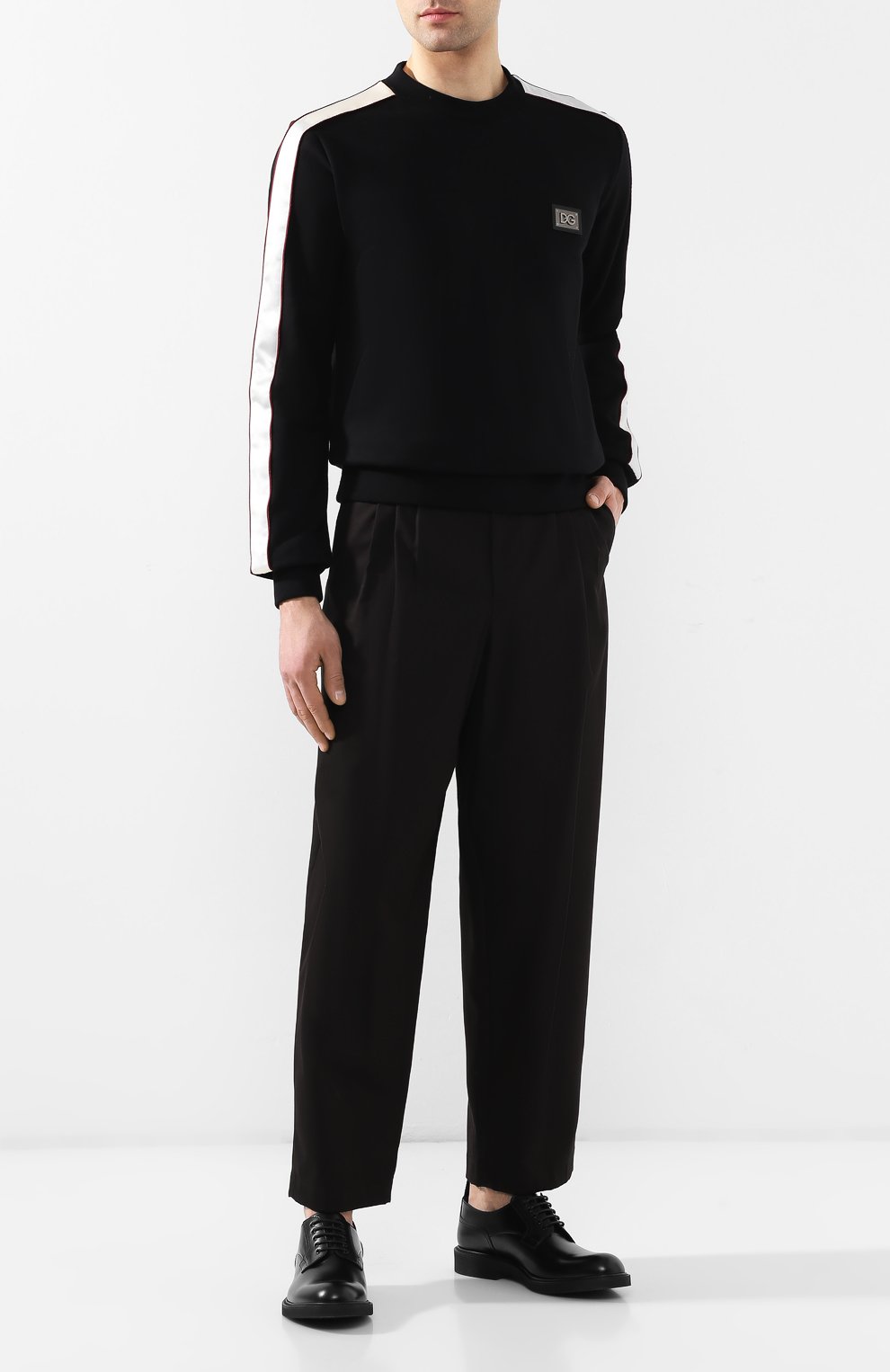 Хлопковые брюки DOLCE & GABBANA черного цвета по цене 83500 руб., арт. GYQZHT/FURB5, фото 2 Хлопковые брюки DOLCE & GABBANA, арт. GYQZHT/FURB5, фото 2