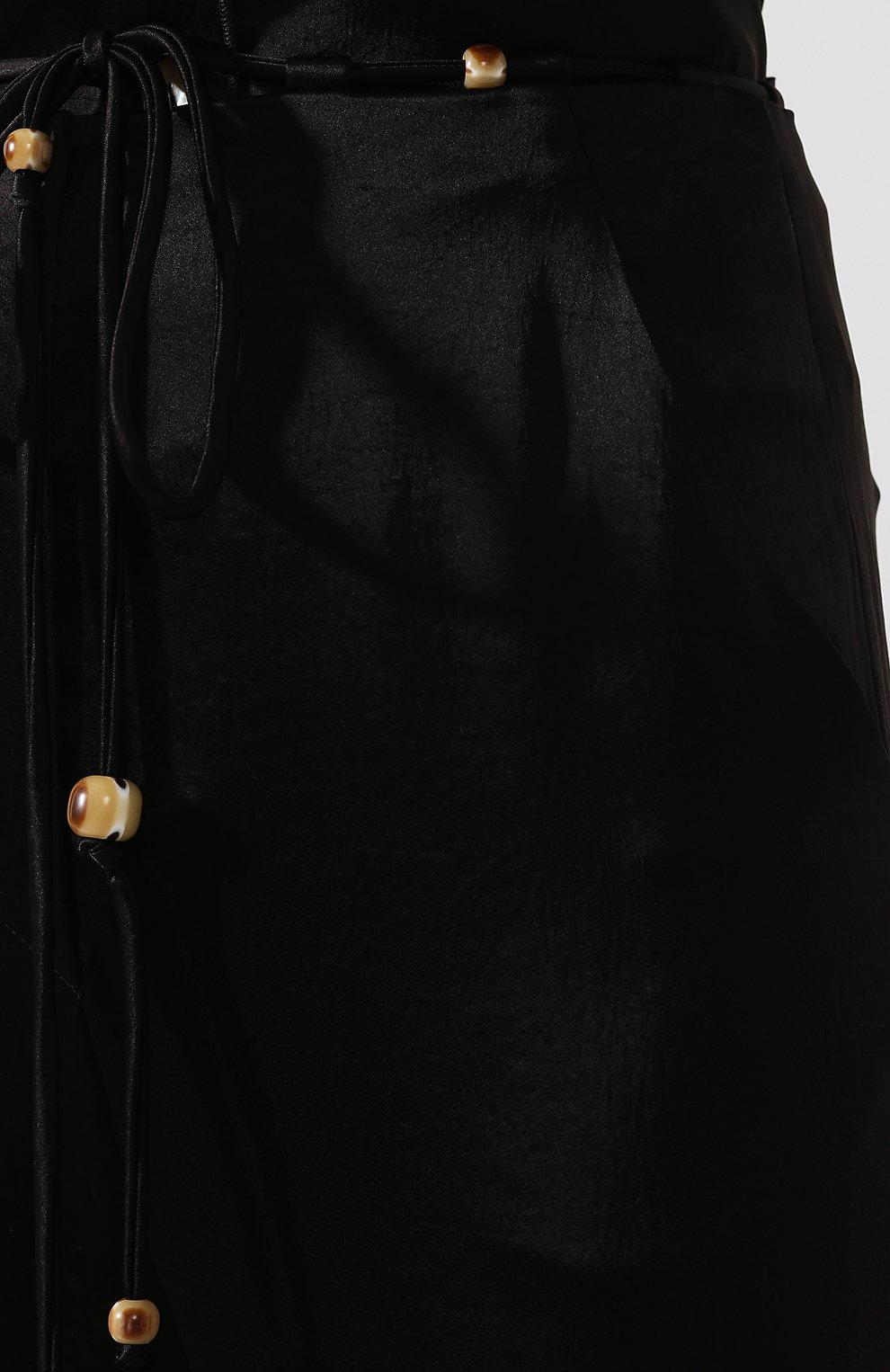 Брюки NANUSHKA черного цвета по цене 53350 руб., арт. FLAX_BLACK_WASHED SATIN, фото 5 Брюки NANUSHKA, арт. FLAX_BLACK_WASHED SATIN, фото 5