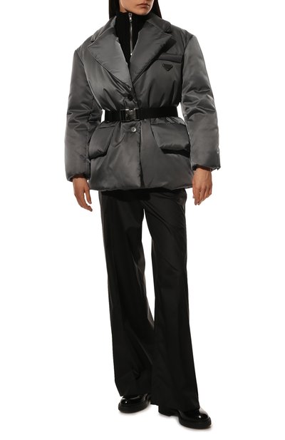 Пуховик PRADA серого цвета по цене 250000 руб., арт. 29Y862-1WQ8-F0D65-212, фото 2 Пуховик PRADA, арт. 29Y862-1WQ8-F0D65-212, фото 2