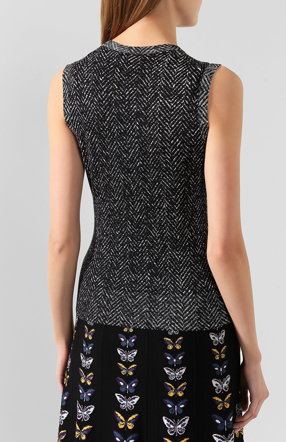 Шерстяной топ DOLCE & GABBANA серого цвета по цене 93550 руб., арт. FX457T/JAHGW, фото 4 Шерстяной топ DOLCE & GABBANA, арт. FX457T/JAHGW, фото 4