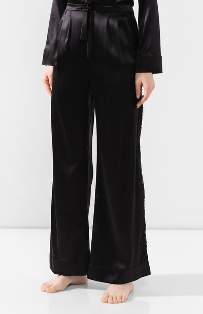 Брюки I.D. SARRIERI черного цвета по цене 42800 руб., арт. L4070_FW19_фв19, фото 3 Брюки I.D. SARRIERI, арт. L4070_FW19_фв19, фото 3