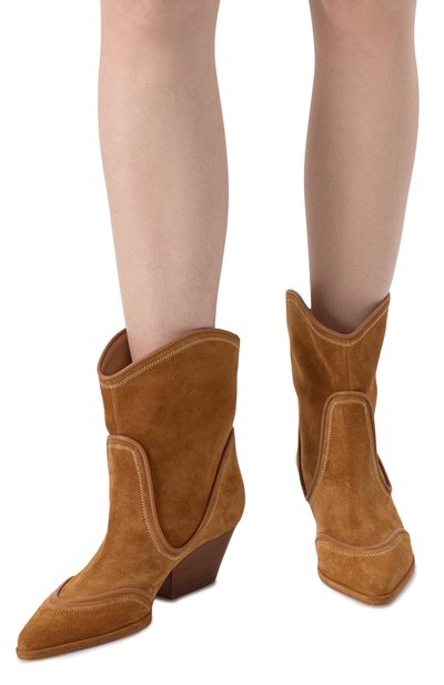 Замшевые казаки tiwi SERGIO ROSSI коричневого цвета по цене 108000 руб., арт. B11620/MCRM13, фото 3 Замшевые казаки tiwi SERGIO ROSSI, арт. B11620/MCRM13, фото 3