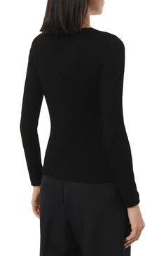 Женский пуловер из вискозы и кашемира GIORGIO ARMANI черного цвета, арт. 6RAM61/AJJGZ | Фото 4 (Материал внешний: Вискоза; Материал сплава: Проставлено; Драгоценные камни: Проставлено; Длина (для топов): Стандартные; Рука�ва: Длинные; Стили: Кэжуэл; Женское Кросс-КТ: Пуловер-одежда)