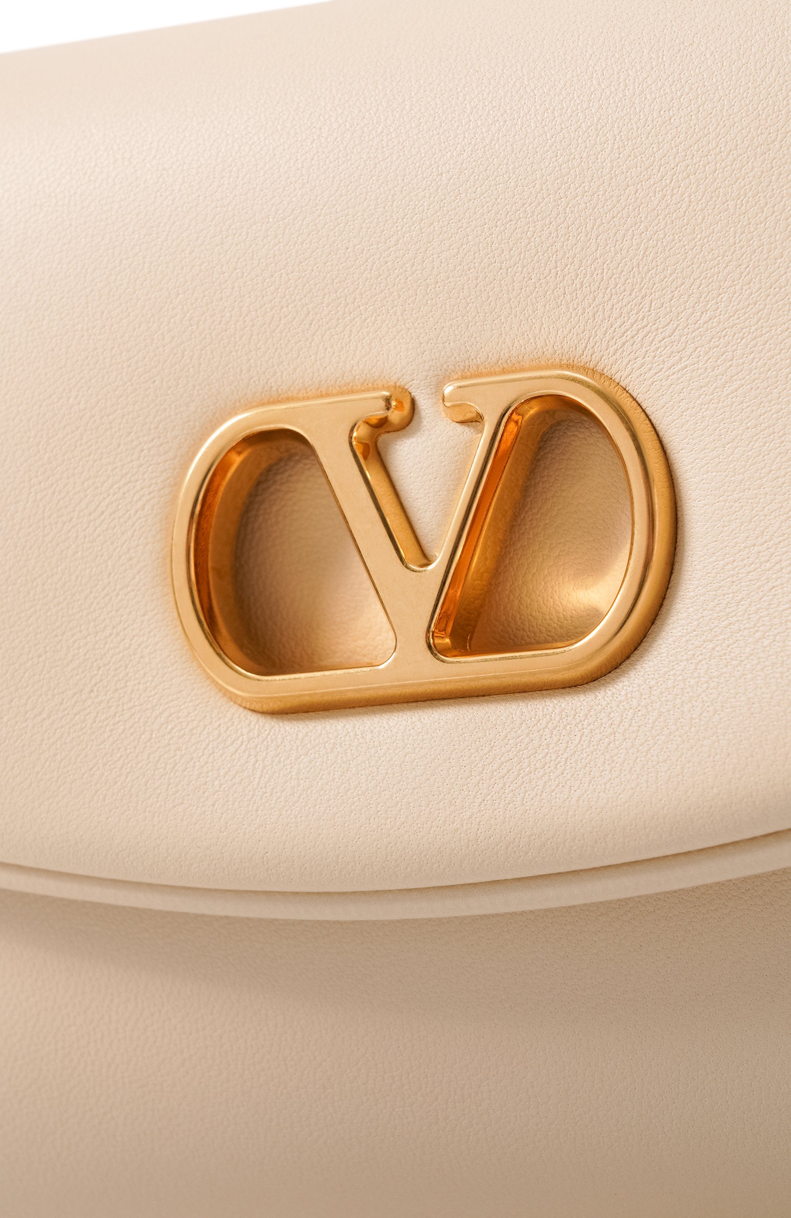 Сумка devain small VALENTINO кремового цвета по цене 243000 руб., арт. 9W2B0T31/ABM, фото 6 Сумка devain small VALENTINO, арт. 9W2B0T31/ABM, фото 6