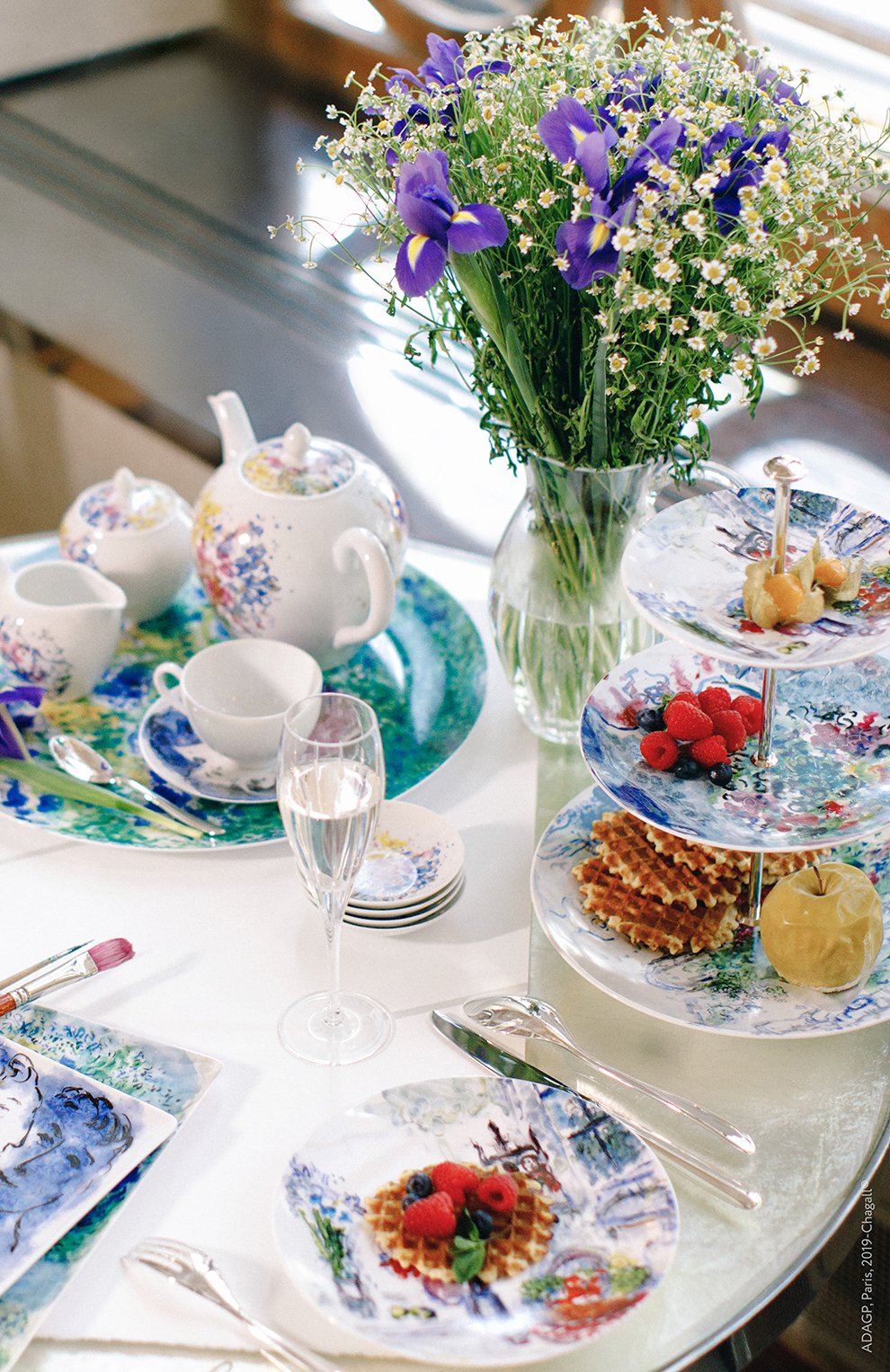 Набор из 4-х салатных тарелок les bouquets de fleurs de marc chagall BERNARDAUD разноцветного цвета по цене 69750 руб., арт. 1828/17-4, фото 6 Набор из 4-х салатных тарелок les bouquets de fleurs de marc chagall BERNARDAUD, арт. 1828/17-4, фото 6