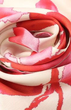 Женский шарф из вискозы BLUMARINE кремового цвета, арт. P522W337W | Фото 3 (Нос: Не проставлено; Материал: Текстиль)