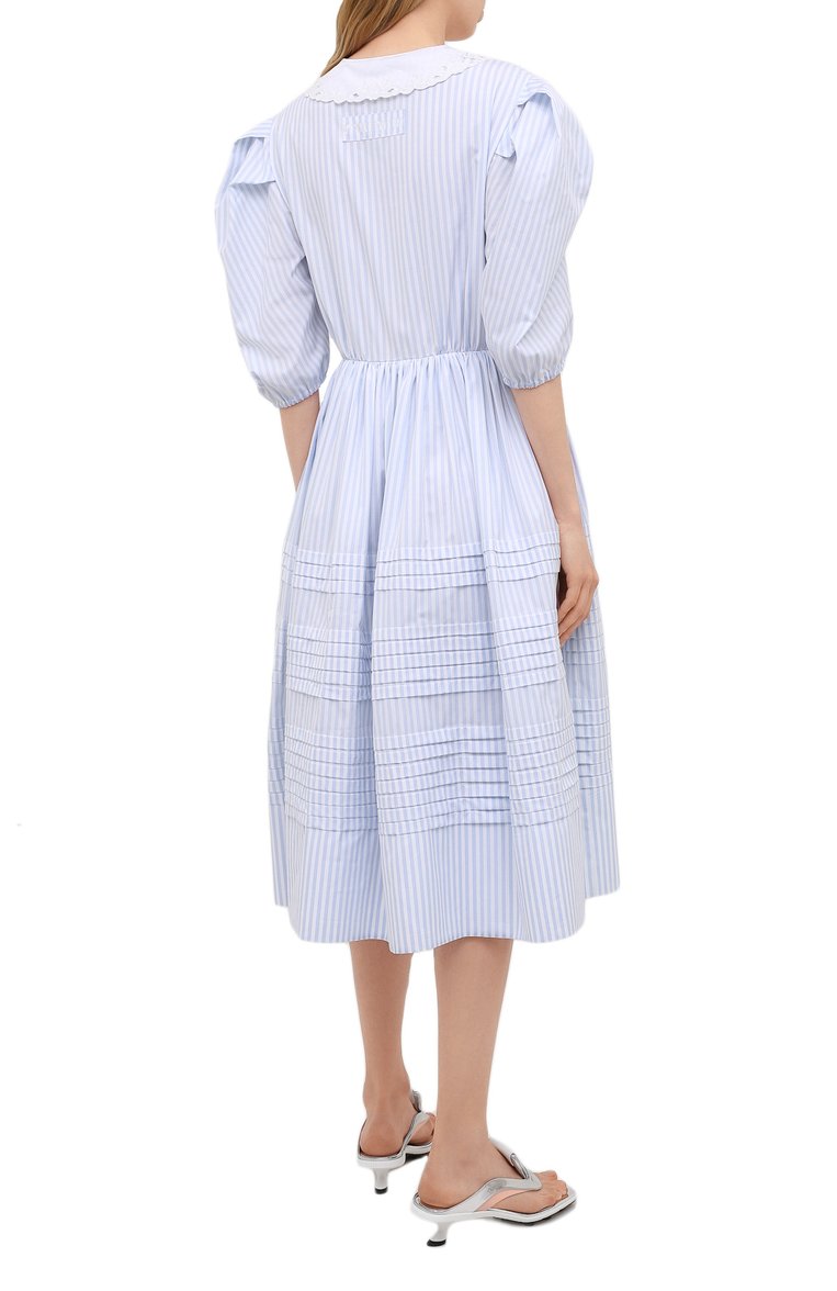 Женское хлопковое платье MIU MIU голубого цвета, арт. MF4341-Z58-F0M10 | Фото 4 (Материал внешний: Хлопок; Стили: Романтичный; Случай: Повседневный; Женское Кросс-КТ: Платье-одежда; Рукава: Короткие; Длина Ж (юбки, платья, шорты): До колена, Миди; Драгоценные камни: Проставлено; Материал сплава: Проставлено)