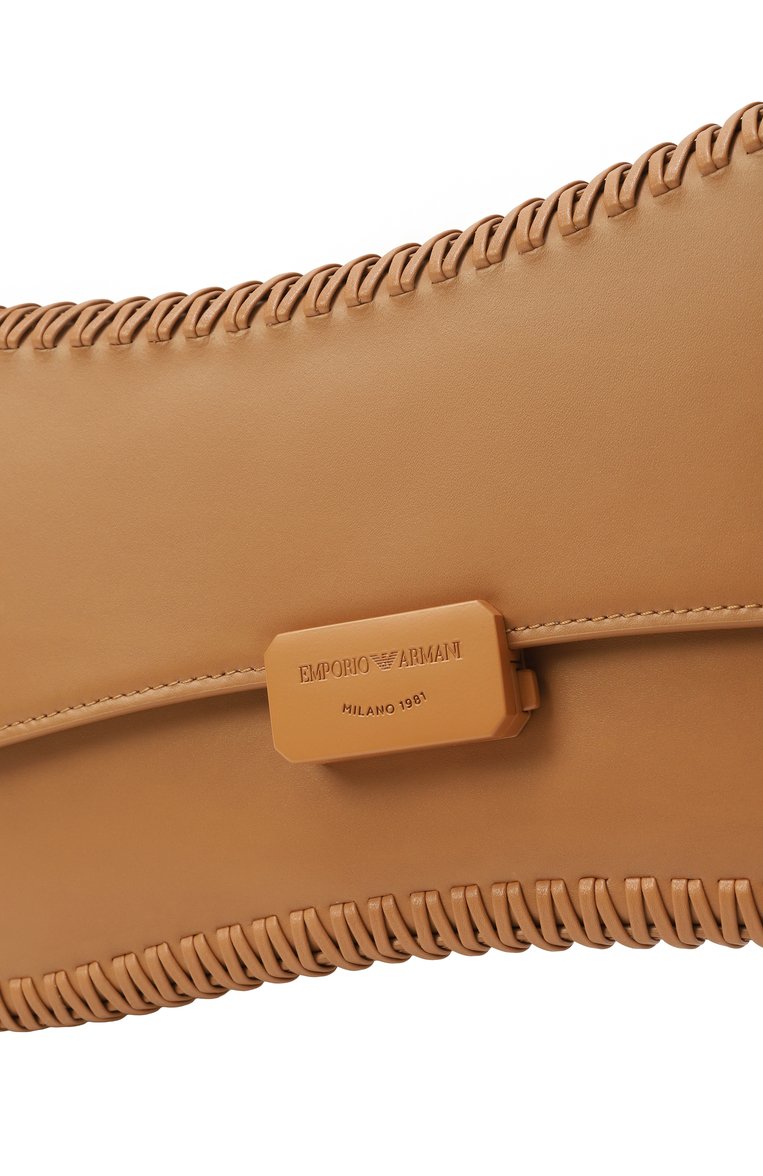 Женская сумка EMPORIO ARMANI светло-коричневого цвета, арт. EW001013/AF12774 | Фото 3 (Материал: Натуральная кожа; Автоматизация ТО: Проставлено; Автоматизация состава: Проставлено; Размер: medium)