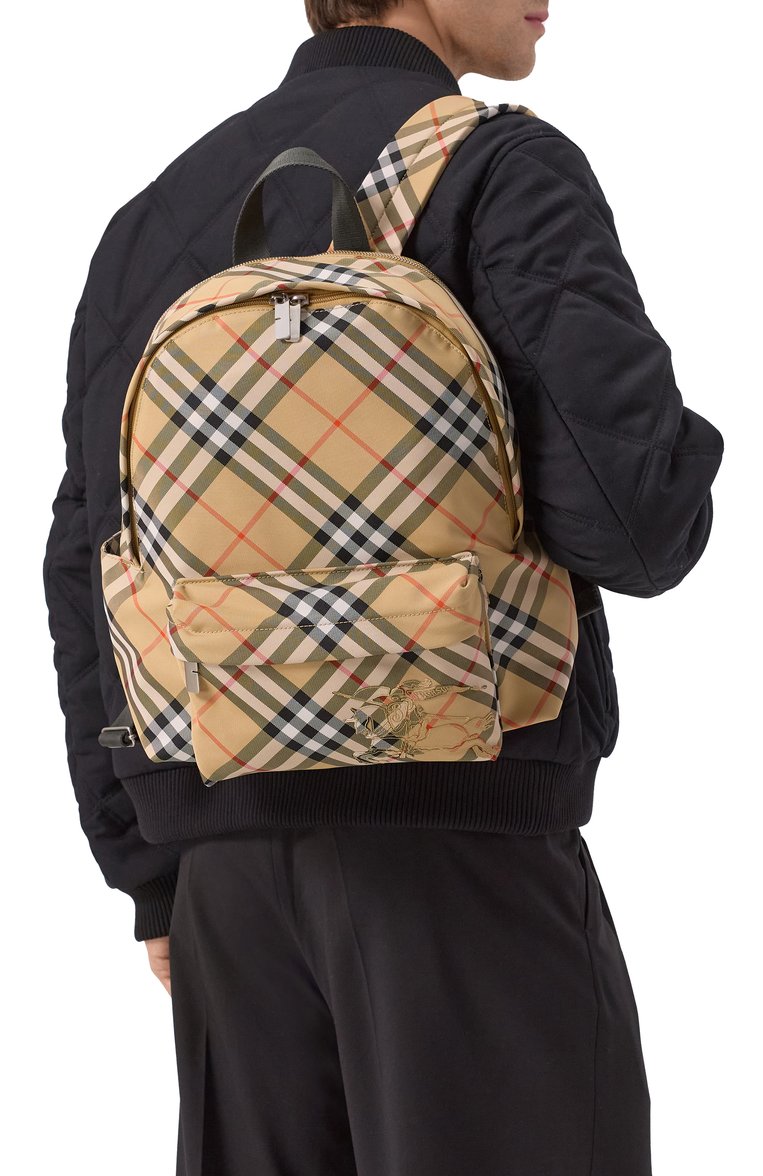 Мужской рюкзак BURBERRY бежевого цвета, арт. 8102354 | Фото 2 (Размер: large; Материал: Текстиль; Сумки-технические: Рюкзаки - большие; Стили: Кэжуэл; Автоматизация ТО: Проставлено; Автоматизация состава: Проставлено)