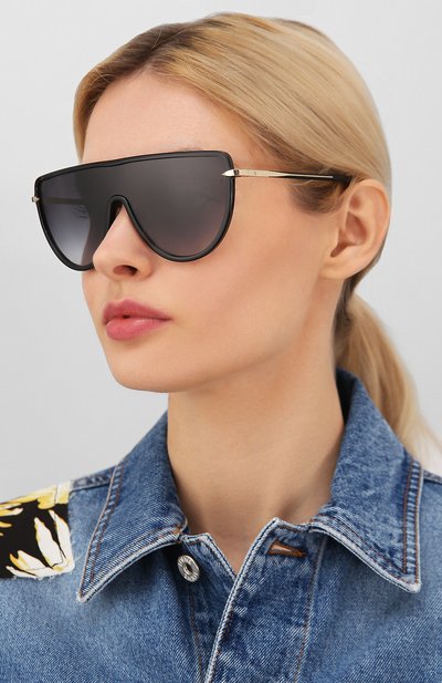 Солнцезащитные очки RAG AND BONE черного цвета по цене 23500 руб., арт. RNB1008 2M2, фото 2 Солнцезащитные очки RAG AND BONE, арт. RNB1008 2M2, фото 2