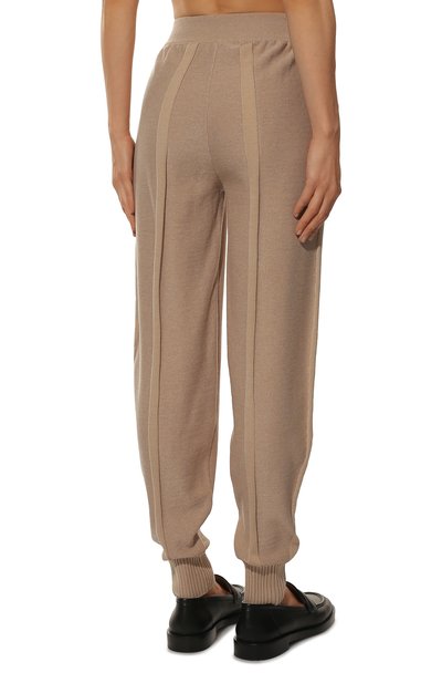 Джоггеры из шерсти и вискозы AND THE BRAND бежевого цвета по цене 47040 руб., арт. W23-P018-1202-102, фото 4 Джоггеры из шерсти и вискозы AND THE BRAND, арт. W23-P018-1202-102, фото 4