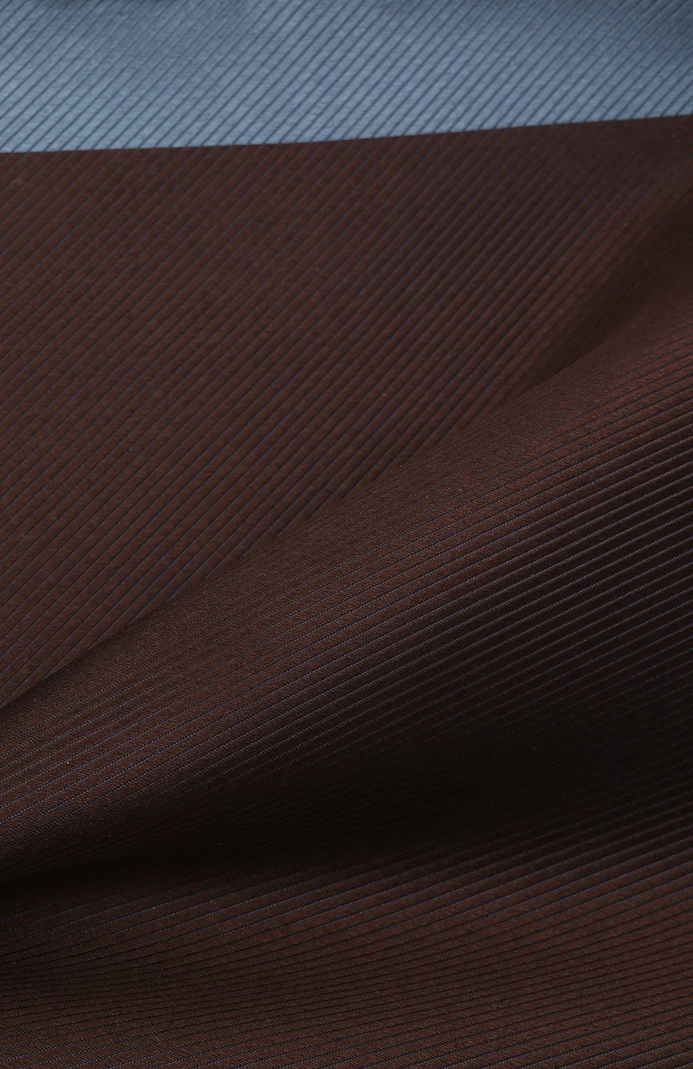 Шелковый платок BRIONI темно-коричневого цвета по цене 21400 руб., арт. 071000/01447, фото 2 Шелковый платок BRIONI, арт. 071000/01447, фото 2