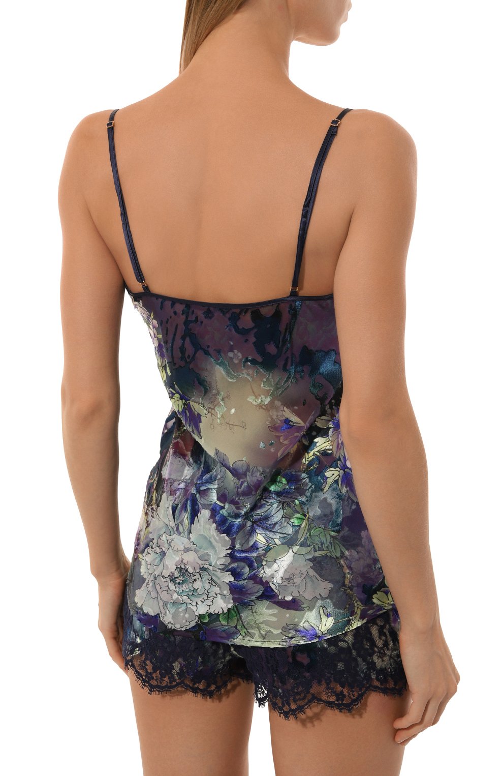 Пижама из вискозы и хлопка LISE CHARMEL синего цвета по цене 50800 руб., арт. ALH4277-ALH0177, фото 4 Пижама из вискозы и хлопка LISE CHARMEL, арт. ALH4277-ALH0177, фото 4