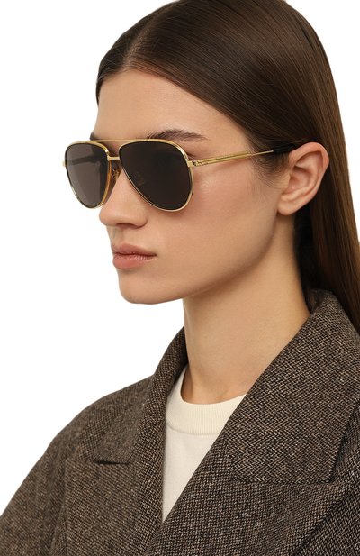 Солнцезащитные очки BOTTEGA VENETA золотого цвета по цене 47800 руб., арт. BV1240S 001, фото 2 Солнцезащитные очки BOTTEGA VENETA, арт. BV1240S 001, фото 2