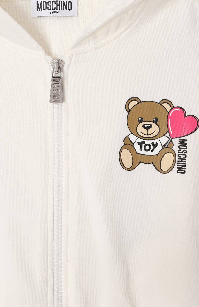 Детская комплект из толстовки и брюк MOSCHINO молочного цвета, арт. HDK033/LDA00/10-14 | Фото 4 (Рукава: Длинные; Материал внешний: Хлопок; Тематический товар: Teddy Bear; Девочки Кросс-КТ: Костюмы-спорт; Автоматизация ТО: Проставлено; Автоматизация состава: Проставлено; Ростовка одежда: 10 - 11 лет | 140 - 146см, 12 лет | 152 см, 16 лет | 164 см)