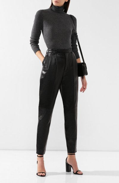 Кожаные брюки CELINE черного цвета по цене 290500 руб., арт. 2G098392F, фото 2 Кожаные брюки CELINE, арт. 2G098392F, фото 2