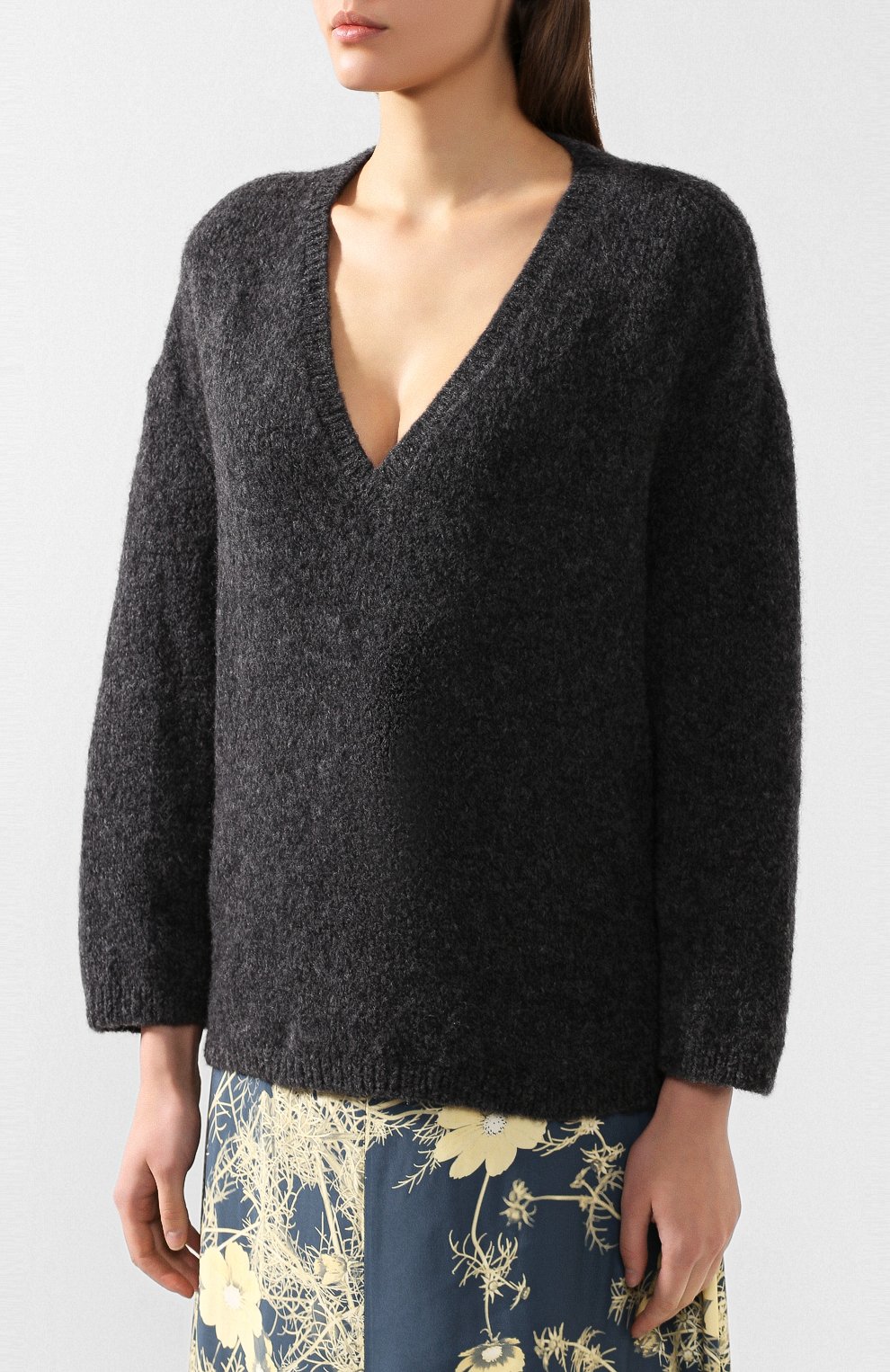 Свитер VIKA GAZINSKAYA серого цвета по цене 47590 руб., арт. FW19-2245, фото 3 Свитер VIKA GAZINSKAYA, арт. FW19-2245, фото 3
