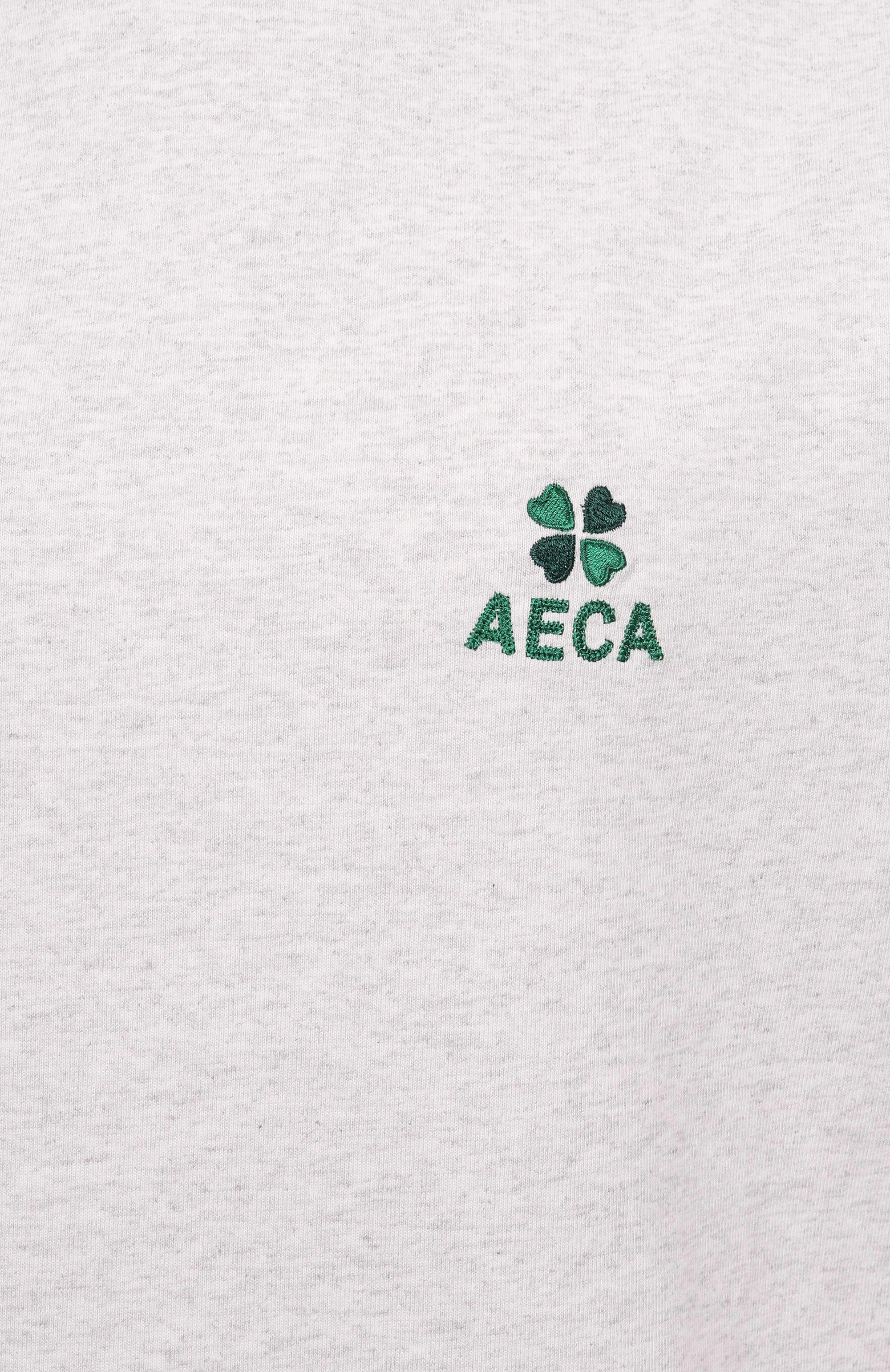 Хлопковая футболка AECA WHITE серого цвета по цене 7770 руб., арт. AWCMSSBDTTSST010C0.LIGHT GREY (M), фото 6 Хлопковая футболка AECA WHITE, арт. AWCMSSBDTTSST010C0.LIGHT GREY (M), фото 6