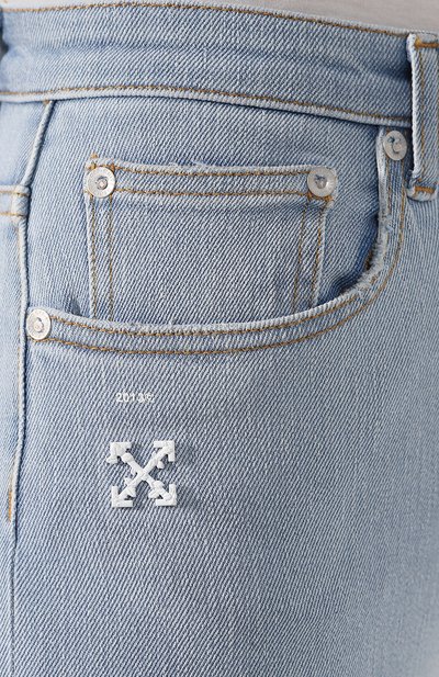 Джинсовые капри OFF-WHITE голубого цвета по цене 34450 руб., арт. 0WYA009S19C700447100, фото 5 Джинсовые капри OFF-WHITE, арт. 0WYA009S19C700447100, фото 5