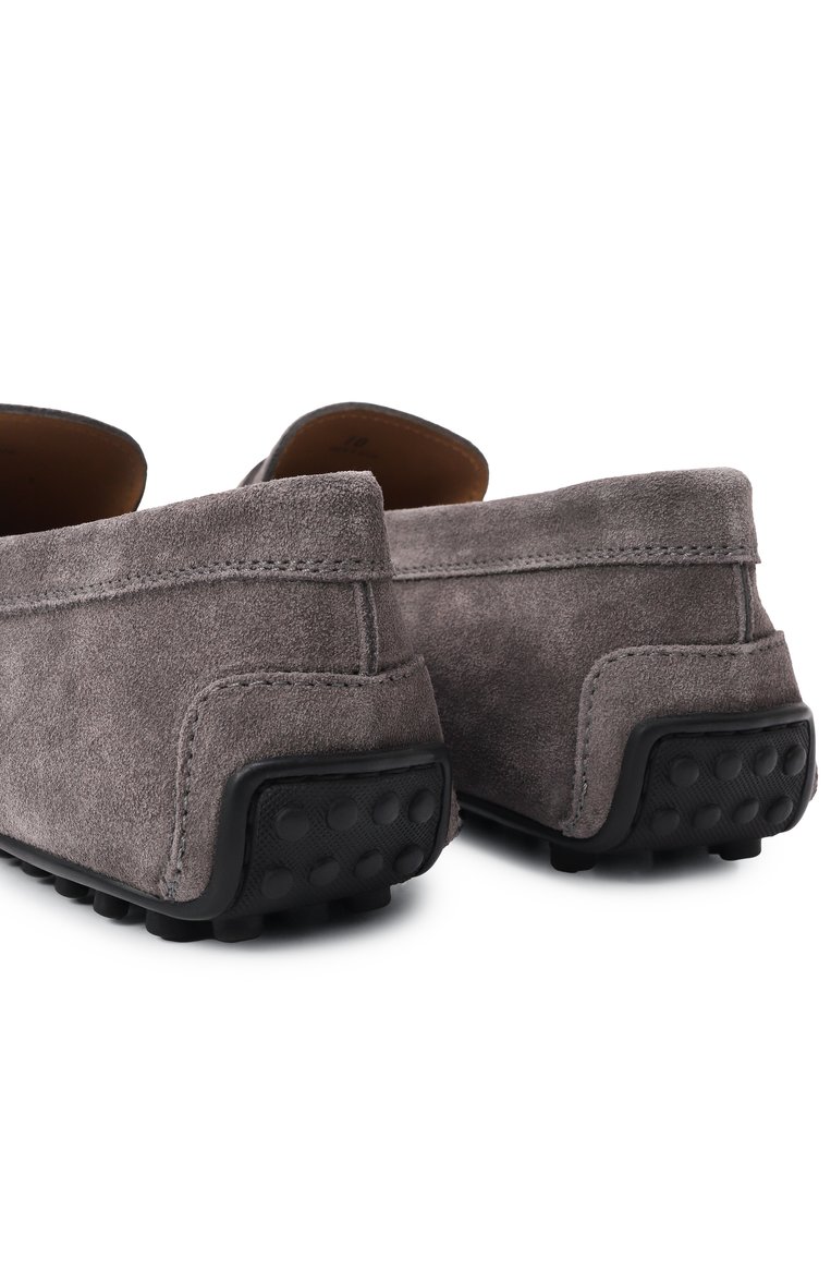 Мужские замшевые мокасины city gommino TOD’S темно-серого цвета, арт. XXM42C00640RE0 | Фото 7 (Материал внешний: Натуральная кожа, Замша; Материал внутренний: Натуральная кожа; Нос: Не проставлено; Материал сплава: Проставлено; Стили: Кэжуэл)