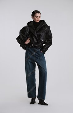 Женская шерстяная водолаз�ка DOLCE & GABBANA черного цвета, арт. FXW13Z/JCVXF | Фото 8 (Длина (для топов): Стандартные; Рукава: Длинные; Материал внешний: Шерсть; Материал сплава: Проставлено; Драгоценные камни: Проставлено; Стили: Минимализм; Женское Кросс-КТ: Водолазка-одежда; Кросс-КТ: Трикотаж)