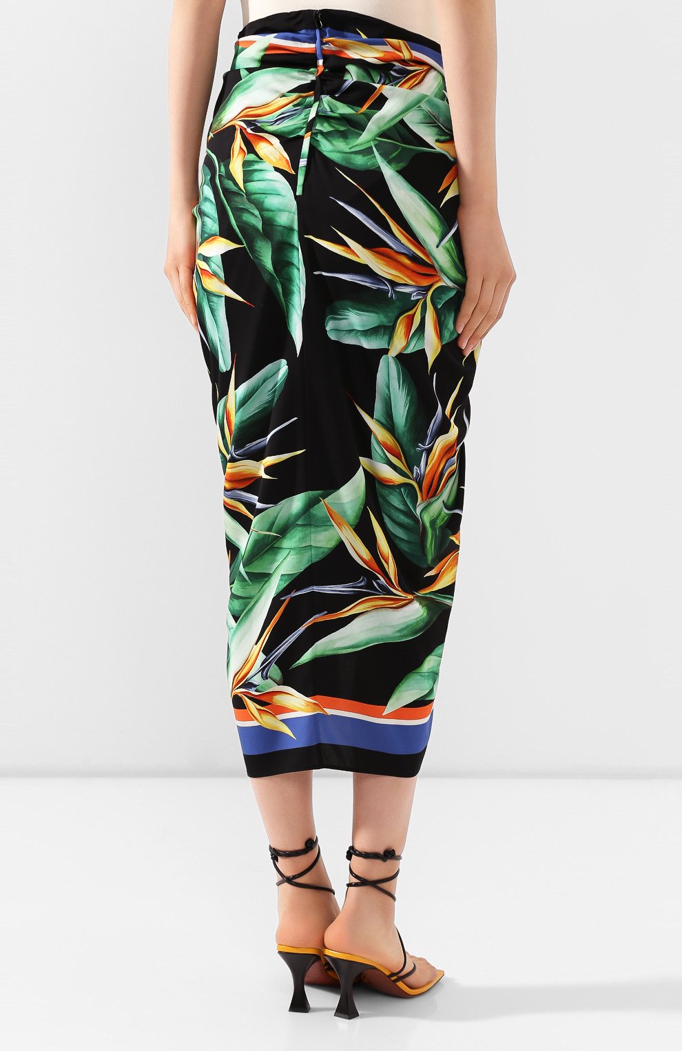 Шелковая юбка DOLCE & GABBANA разноцветного цвета по цене 113000 руб., арт. F4BV2T/FPAIL, фото 4 Шелковая юбка DOLCE & GABBANA, арт. F4BV2T/FPAIL, фото 4