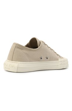 Женские текстильные кеды PRADA бежевого цвета, арт. 1E231M-2OFZ-F0065-035 | Фото 4 (Подошва: Платформа; Материал внешний: Текстиль; Материал утеплителя: Без утеплителя; Драгоценные камни: Проставлено; Материал сплава: Проставлено; Стили: Кэжуэл; Кросс-КТ: Низкие)