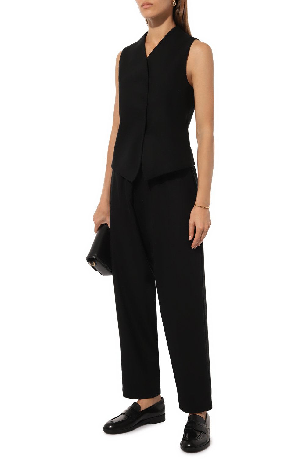 Жилет из шерсти и кашемира GIORGIO ARMANI черного цвета по цене 98550 руб., арт. GW000213/TE10537, фото 2 Жилет из шерсти и кашемира GIORGIO ARMANI, арт. GW000213/TE10537, фото 2