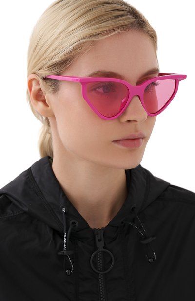 Солнцезащитные очки BALENCIAGA розового цвета по цене 30900 руб., арт. BB0101S 003, фото 2 Солнцезащитные очки BALENCIAGA, арт. BB0101S 003, фото 2