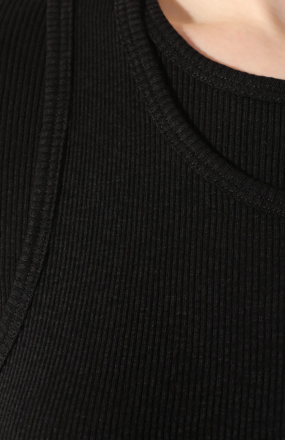 Хлопковая футболка HELMUT LANG черного цвета по цене 19950 руб., арт. J10HW502, фото 5 Хлопковая футболка HELMUT LANG, арт. J10HW502, фото 5