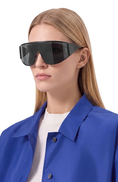Женские солнцезащитные очки LOEWE, арт. LW40202U 01A