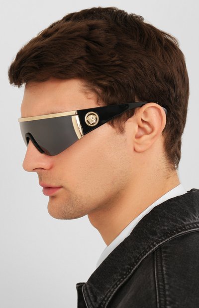 Солнцезащитные очки VERSACE черного цвета по цене 18600 руб., арт. 2197-12526G, фото 3 Солнцезащитные очки VERSACE, арт. 2197-12526G, фото 3