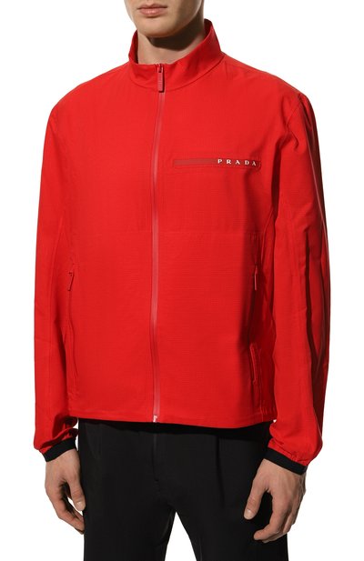 Куртка PRADA красного цвета по цене 215000 руб., арт. SGB452-1T2Z-F0D17-201, фото 3 Куртка PRADA, арт. SGB452-1T2Z-F0D17-201, фото 3